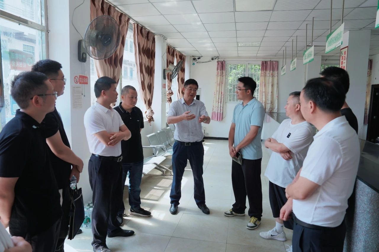 许东明赴南充市嘉陵区、巴中市通江县调研督导定点帮扶和托底性帮扶工作